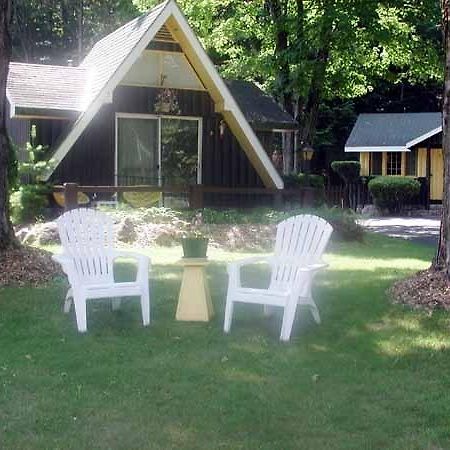 Amber Lantern Two-Bedroom Cottage Lake George Camera foto